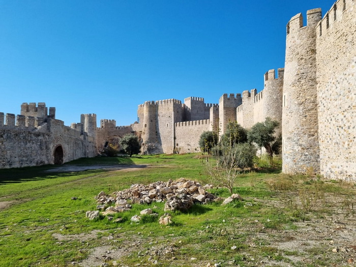 Достопримечательность Турции Крепость Мамуре