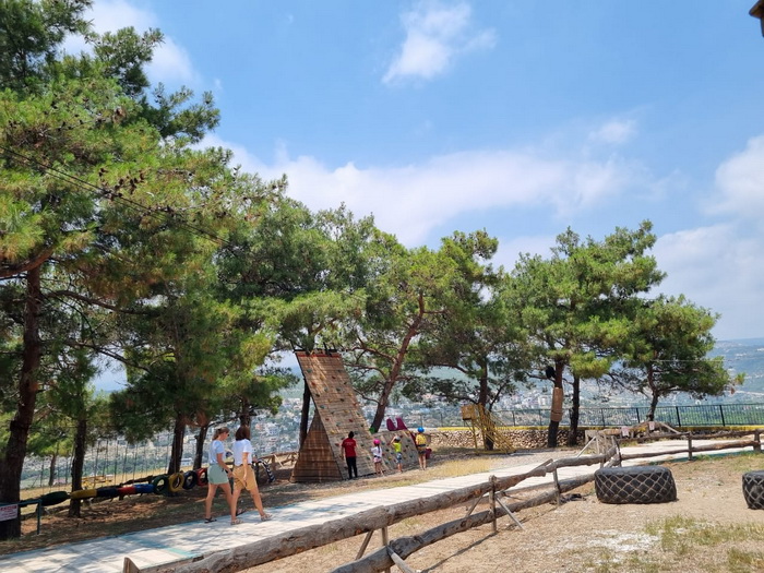 Селефкос кафе в Силифке в Турции летом 2023 Панда парк для детей